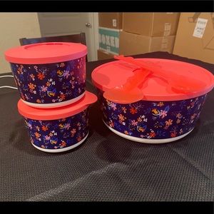 Tupperware floral salad set